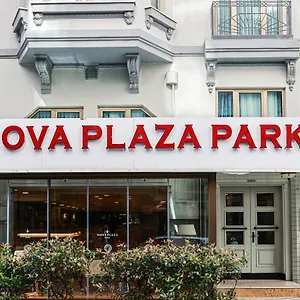 מלון Nova Plaza Park