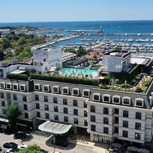 Wyndham Grand Kalamis Marina ***** Istanboel