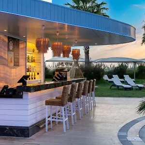 מלון Radisson Blu Ottomare